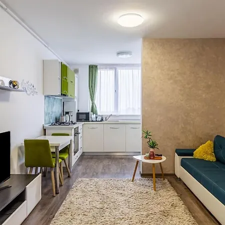 Appartamento Flh - Braşov